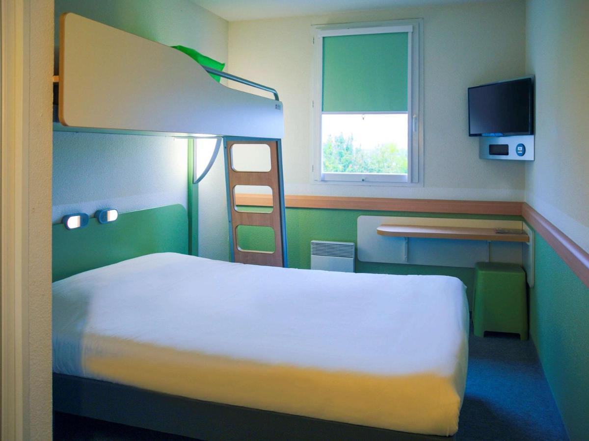 Ibis Budget Niort - La Creche Exterior photo